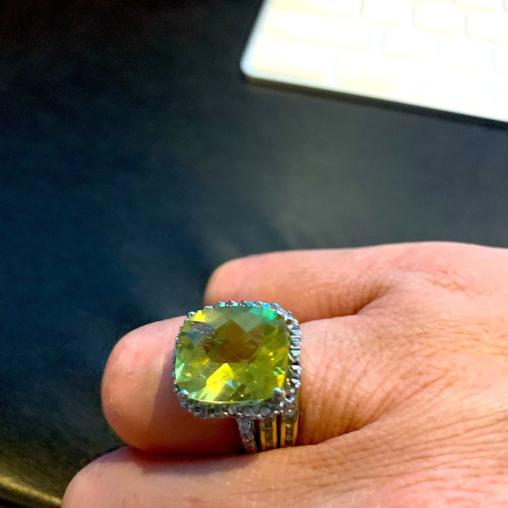Peridot Ring Size 6 - 14k white gold. Needs cleaning. Statement Ring